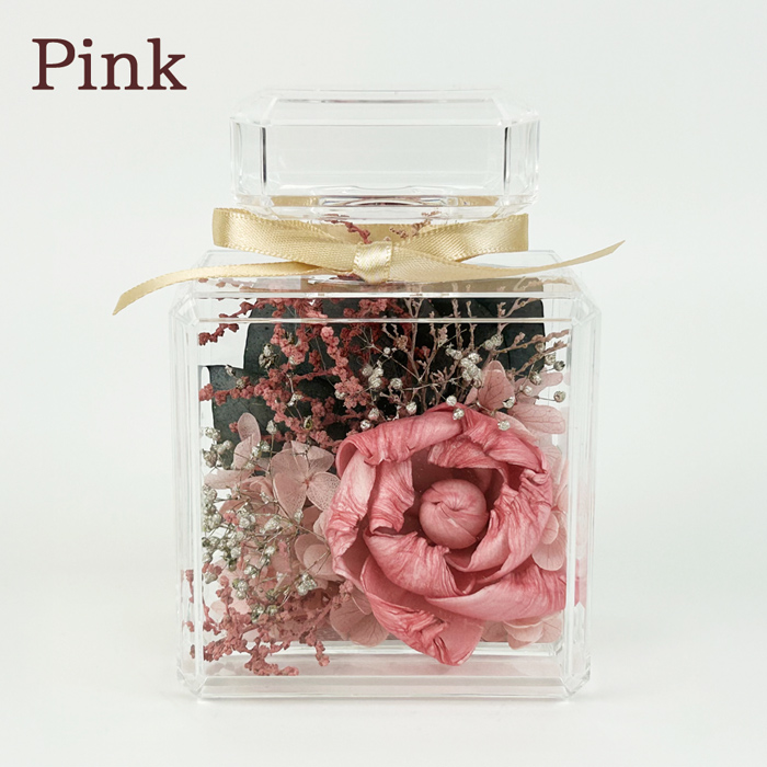 退職祝い メッセージラベル付き香水瓶にアレンジしたソラフラワー