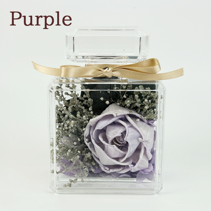 退職祝い メッセージラベル付き香水瓶にアレンジしたソラフラワー